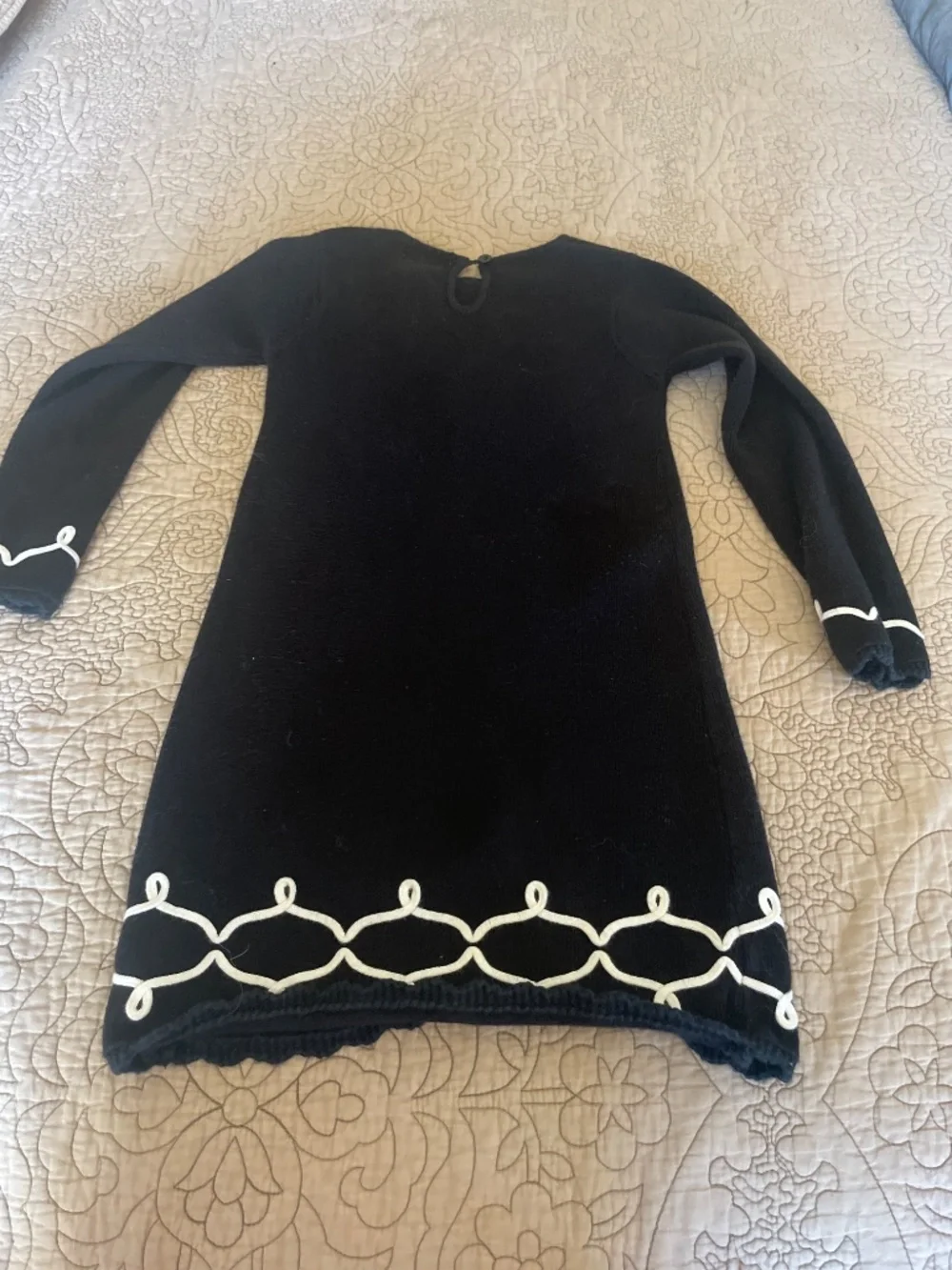 Black and white 3t sweater dress